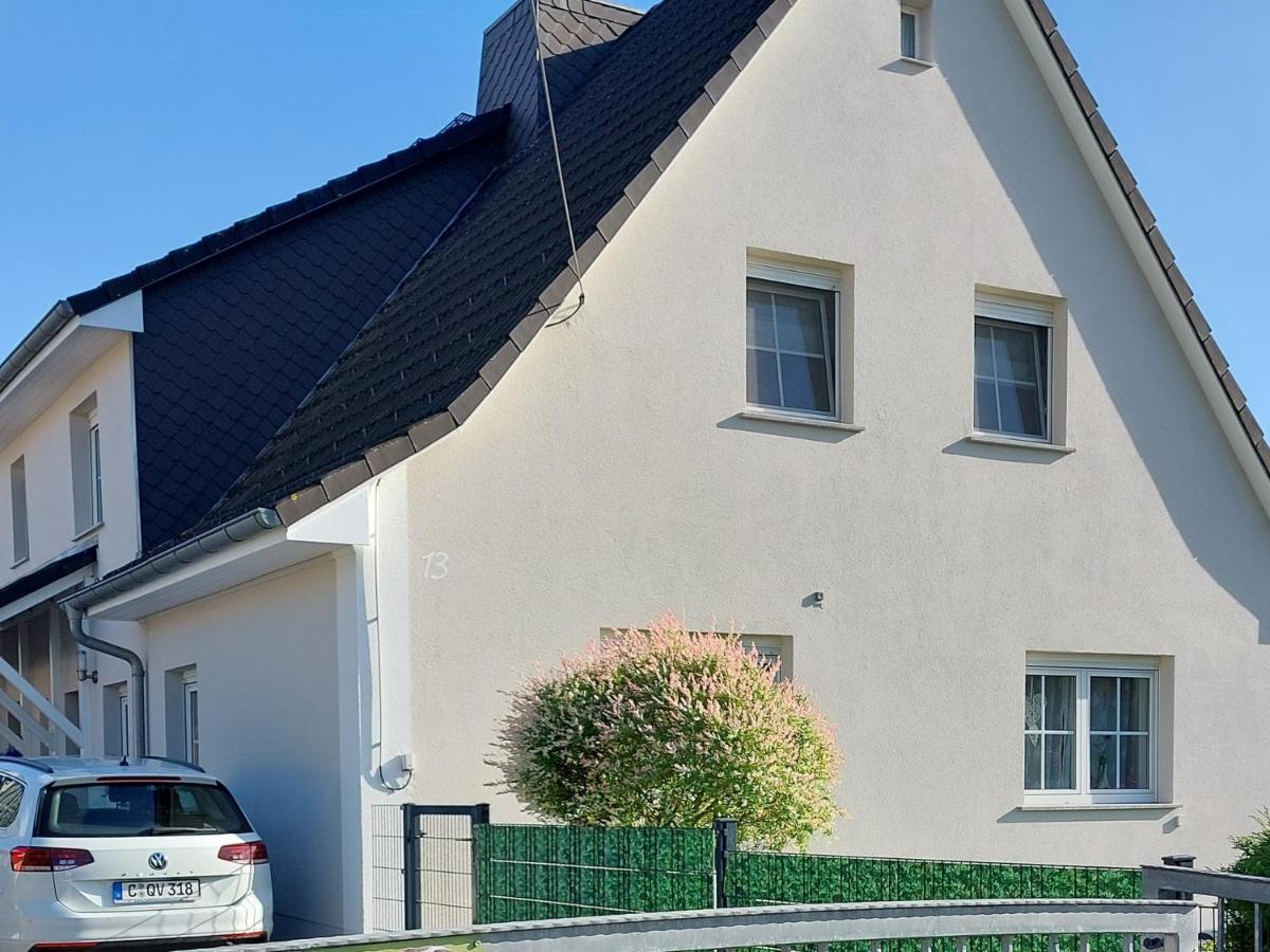 Ferienwohnung Bienwald Mit Pool Fuer 4 - 6 Personen Mit 3 Schlafzimmern Grobitz Dış mekan fotoğraf